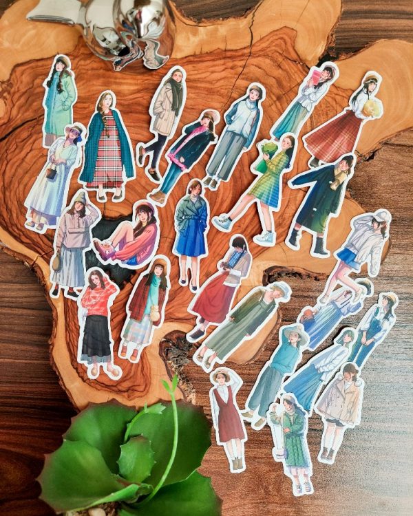 استیکر دختر Cold season - Image 7